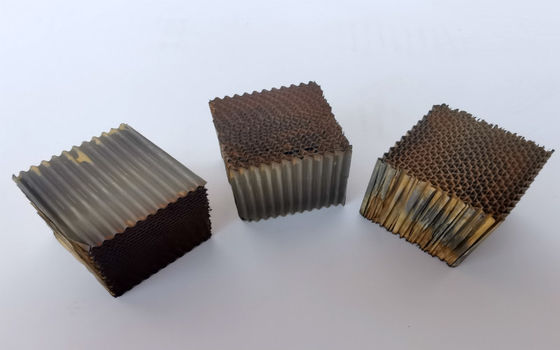 Rimozione dell'ozono dell'SCR del catalizzatore del favo del metallo per il centro automatico del catalizzatore tre del camion diesel