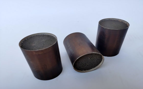 Marmitta catalitica di Rh del palladio della pinta in motociclo 300 CPSI 400 CPSI